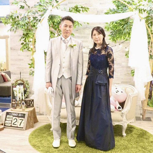 結婚式 新郎の母親 フォーマルドレス ホテルベルクラシック東京