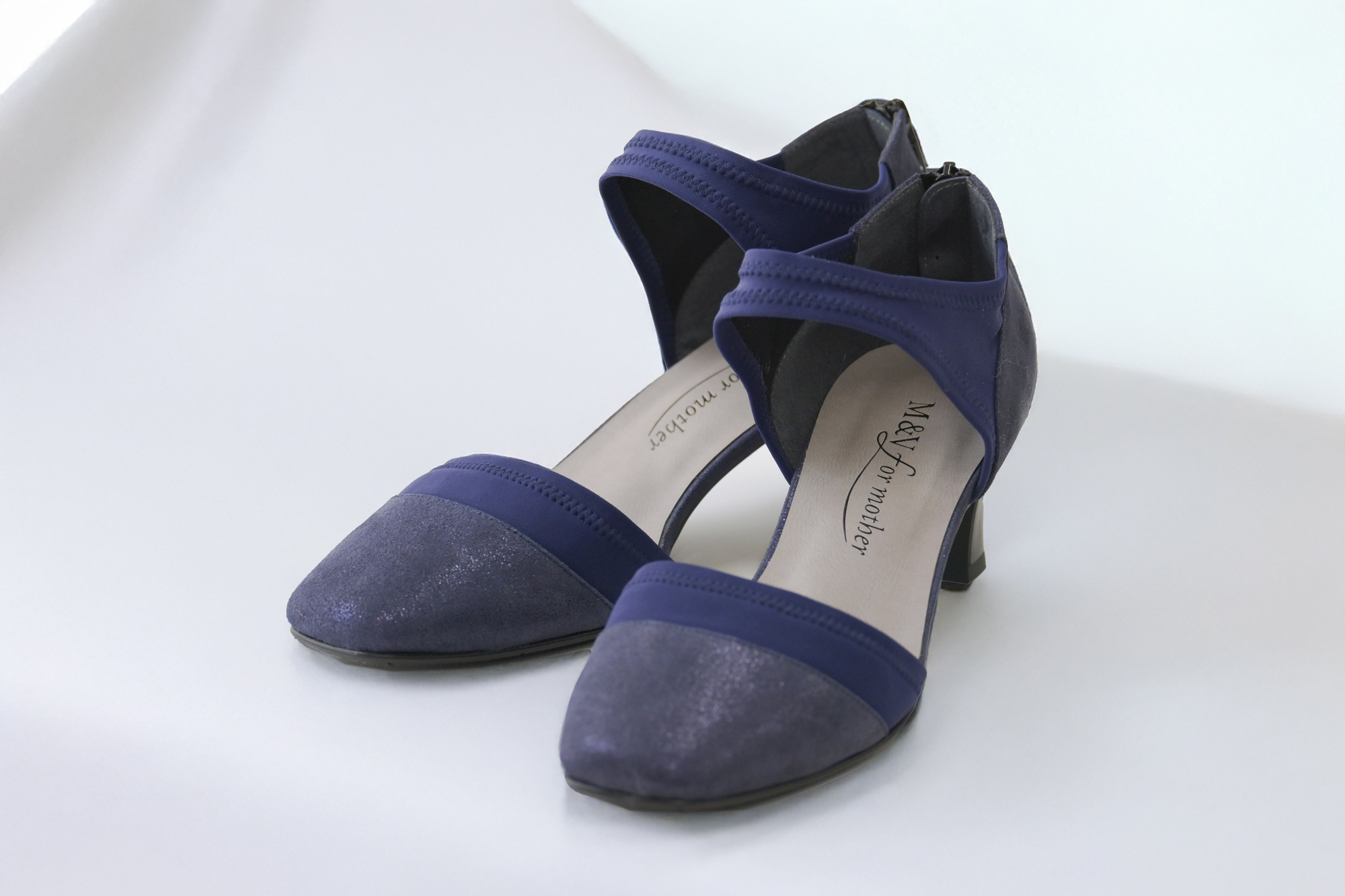 パーティシューズ ネイビー お母様 結婚式ドレスに合うお洒落なパンプス 上品で綺麗な大人色【アクセサリーレンタル】